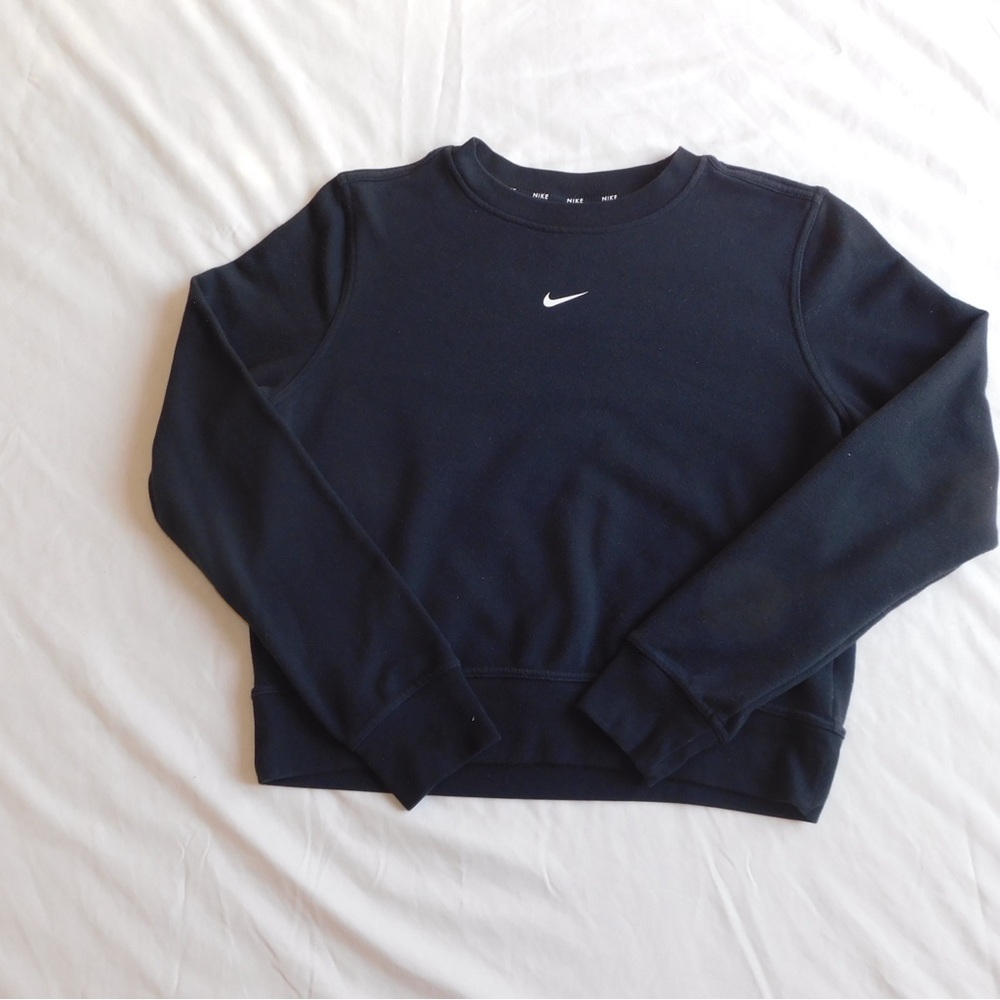 Nike Women’s Black Crewneck Sweater